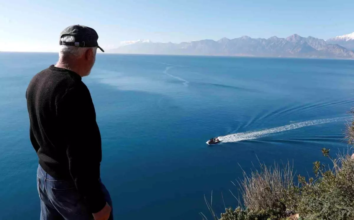 Antalya'da Kaybolan Genç İçin 13. Gün Arama Çalışmaları Devam Ediyor