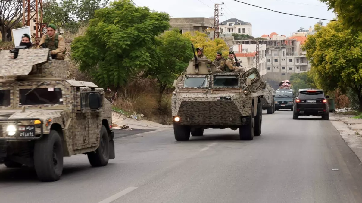 Ateşkesin ardından Lübnan askerleri, ülkenin güneyine gönderiliyor