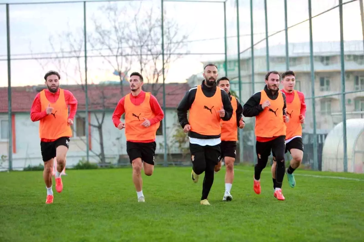 Çorluspor 1947, Antalya'da Güç Depoluyor