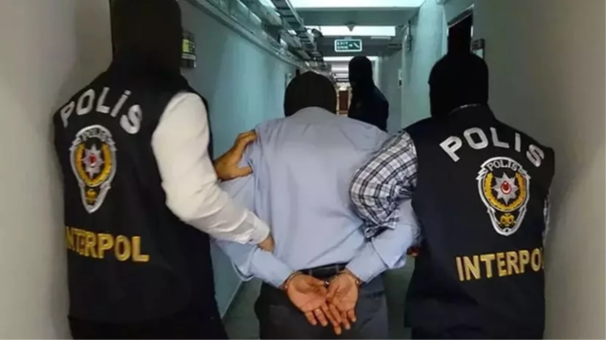 Interpol tarafından kırmızı bültenle Almanya'da aranıyordu, Antalya'da yakalandı