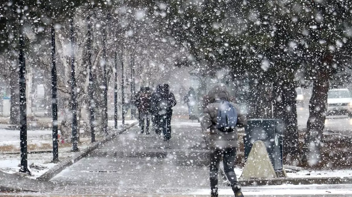 Meteoroloji kar yağışı beklediği 7 kenti uyardı