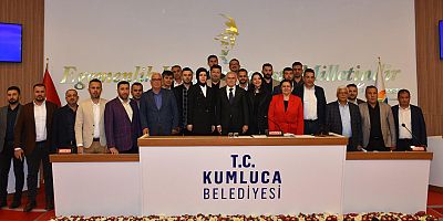 Kumluca Belediyesi'nde ilk meclis